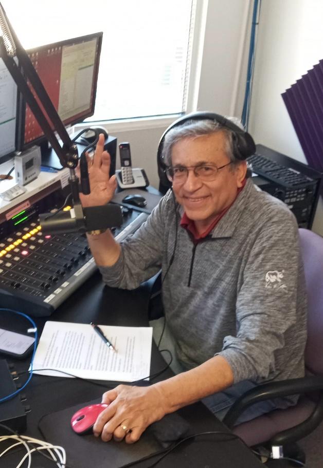 En los estudios de La Que Buena